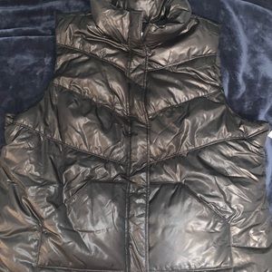 Old Navy Puffer Vest NWT
